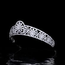 Load image into Gallery viewer, Duchess of Gloucester&#39;s honeysuckle tiara replica