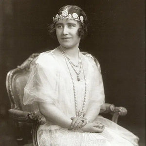 Replica platninum-plated Strathmore rose tiara