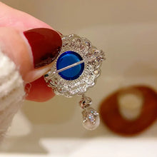 Load image into Gallery viewer, Replica Marie Feodorovna sapphire pendant brooch