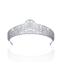 Load image into Gallery viewer, Duchess of Gloucester&#39;s honeysuckle tiara replica