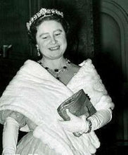 Load image into Gallery viewer, Queen Mother&#39;s Teck crescent tiara replica