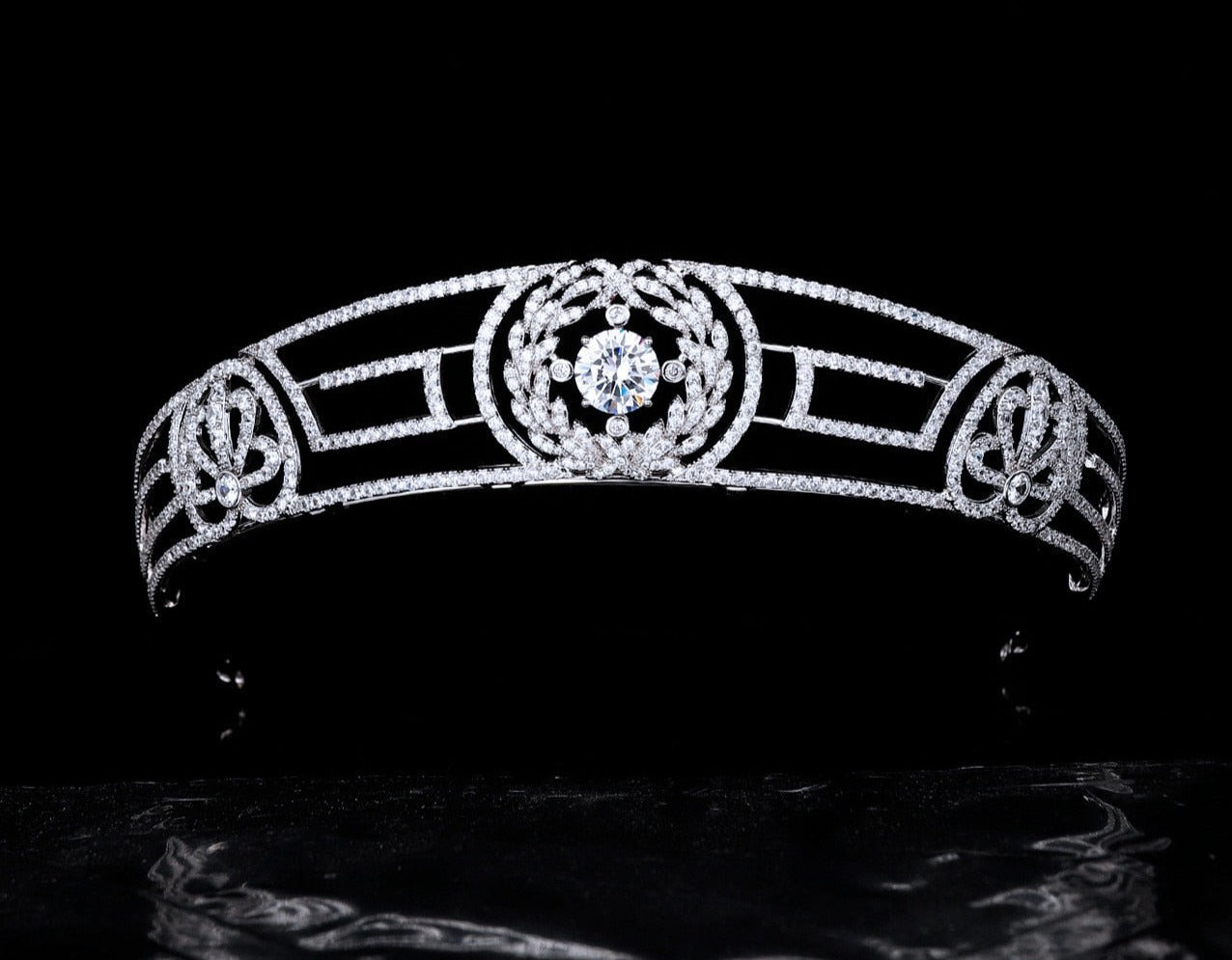 tiara Princess Anne/Zara Tindall Meander tiara replica – The Crown