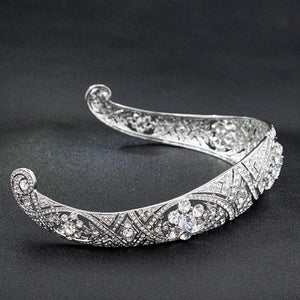 Queen Mary's bandeau tiara (Meghan's wedding tiara)