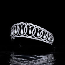 Load image into Gallery viewer, Vladimir tiara replica with pearls (platinum plated)