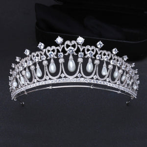 Pearl Lovers' Knot tiara replica (platinum plated)