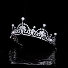 Load image into Gallery viewer, Princess Margaret&#39;s Lotus flower tiara replica (platinum plated)