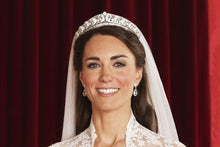 Load image into Gallery viewer, Kate&#39;s Cartier Halo platinum-plated tiara replica (platinum plated)